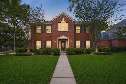 1422 N Yegua River Cir, Sugar Land, TX, 77478-5339 | Card Image