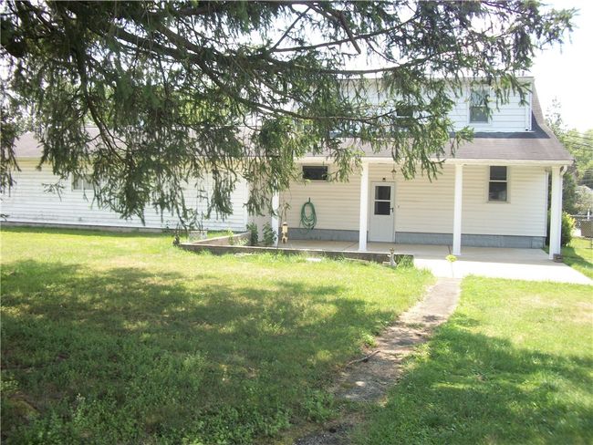 102 Nemacolin Rd, House other with 3 bedrooms, 3 bathrooms and 2 parking in Carmichaels PA | Image 6