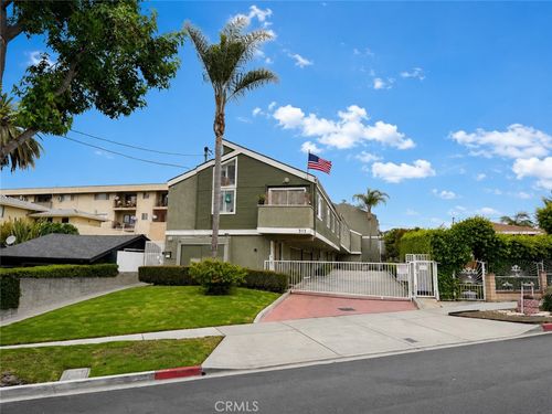 5-313 E Hyde Park Blvd, Inglewood, CA, 90302-5286 | Card Image