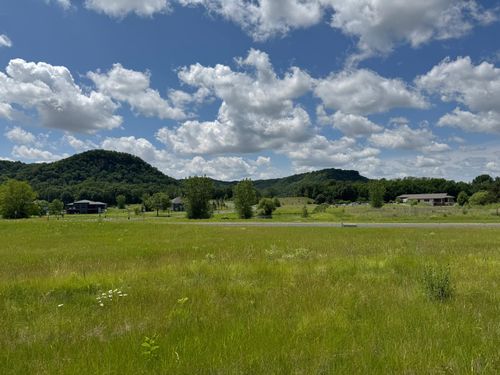 1431 Woodland Way, Lake City, MN, 55041-6110 | Card Image