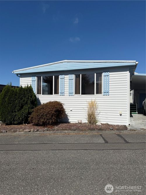 unit-117-1415 84th St Se, Everett, WA, 98208-2132 | Card Image