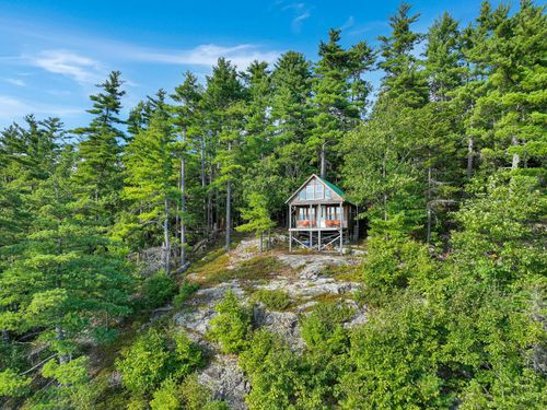 44 Mountain View Road, Mexico, ME, 04224 | Card Image