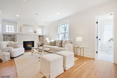 46 Oak Ridge Ave, Nutley, NJ, 07110-2836 | Card Image