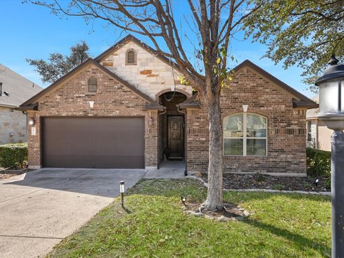 201 Bellagio Dr, Lakeway, TX, 78734-5082 | Card Image