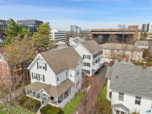 24 Hoyt St, Stamford, CT, 06905-5601 | Card Image