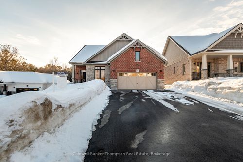 14 Eaglecrest Ave, Huntsville, ON, P1H0G5 | Card Image