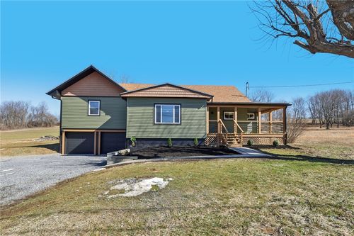 296 Leidy Ln, Johnstown, PA, 15909-4418 | Card Image