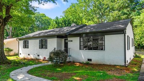 4812 Gaines Dr, Greensboro, NC, 27410-3626 | Card Image