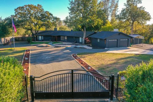 17063 Hawthorne Ave, Anderson, CA, 96007-9516 | Card Image