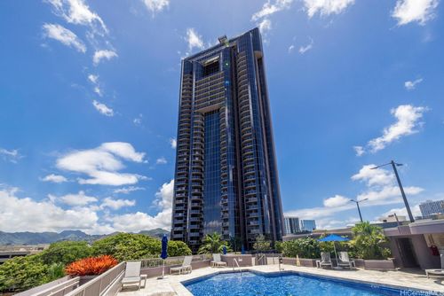 apt-2401-425 South St, Honolulu, HI, 96813-5082 | Card Image