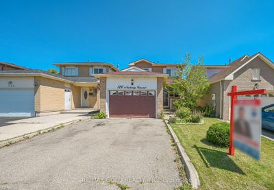 126 Newbridge Cres, House other with 4 bedrooms, 3 bathrooms and 5 parking in Brampton ON | Image 1