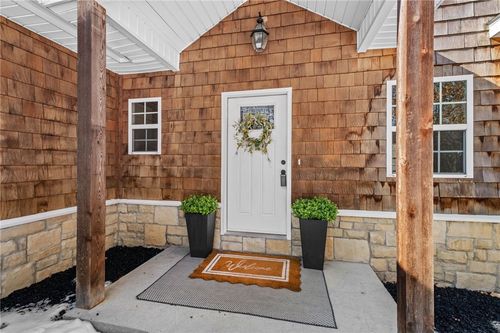 25 Halifax Ln, Bella Vista, AR, 72714-3503 | Card Image