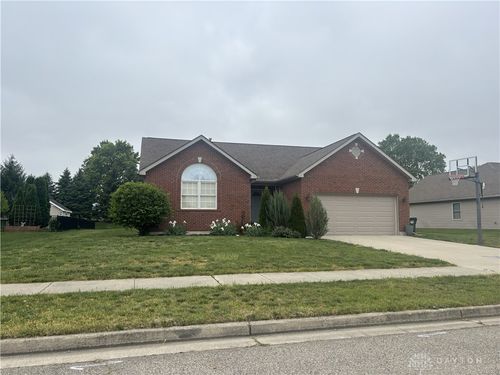 758 Governors Rd, Troy, OH, 45373-6700 | Card Image