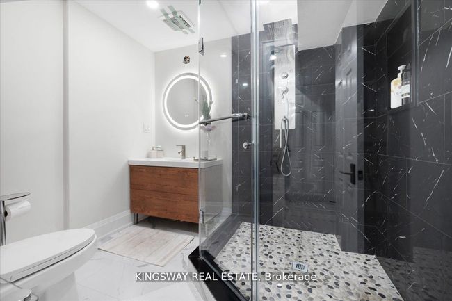 265 Wycliffe Ave, House other with 7 bedrooms, 5 bathrooms and 6 parking in Woodbridge ON | Image 27