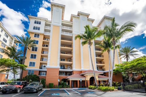 unit-412-167 Tampa Ave E, VENICE, FL, 34285-1950 | Card Image