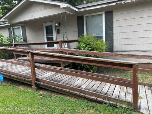486 Collier Avenue, Jackson, MS, 39213 | Card Image