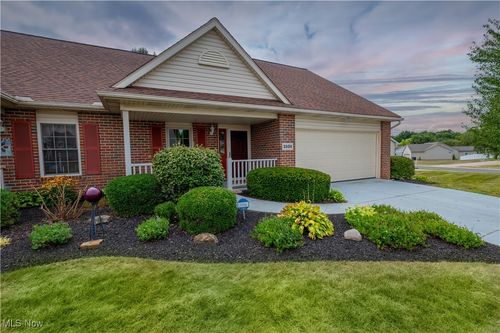 2101 Livingston Dr, Canal Fulton, OH, 44614-8480 | Card Image