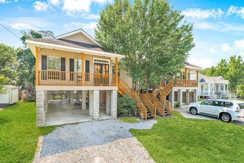 a-565 Ramon St, Mandeville, LA, 70448-5028 | Card Image