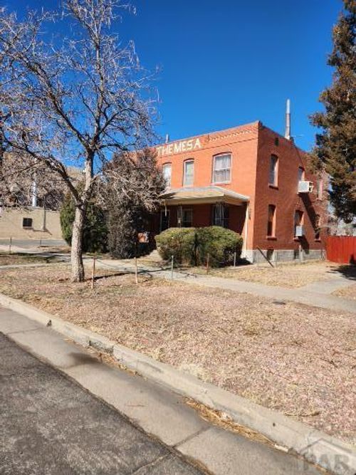 216 E Evans Ave, Pueblo, CO, 81004-4207 | Card Image