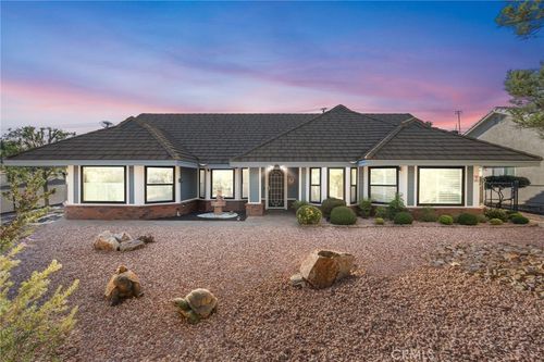 17340 Buckthorn Ave, Hesperia, CA, 92345-6900 | Card Image