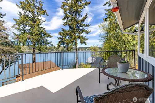 291 E Midway Ln, Shelton, WA, 98584-8139 | Card Image