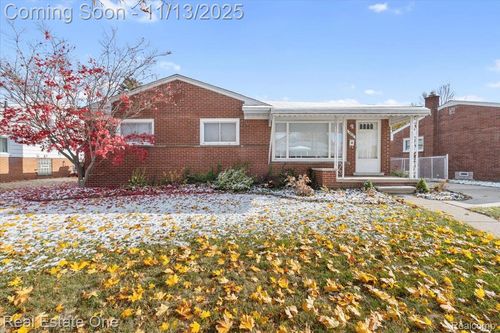 3813 Syckelmoore St, Trenton, MI, 48183-4115 | Card Image