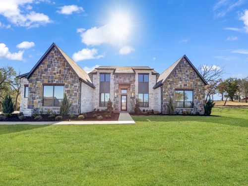 208 Dan Russell Bnd, Weatherford, TX, 76087-1611 | Card Image