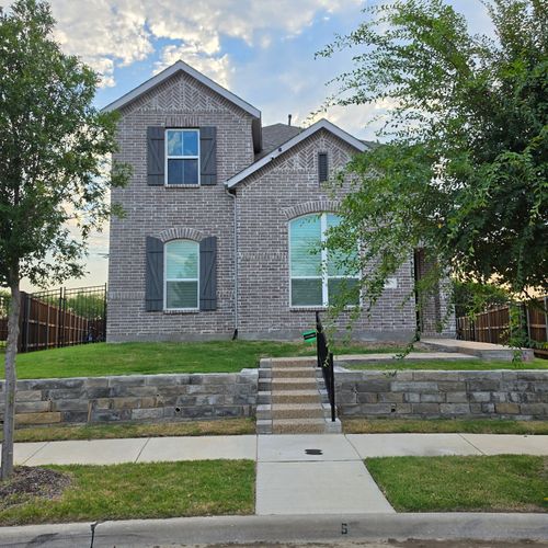909 Carnation Dr, Crowley, TX, 76036-4388 | Card Image