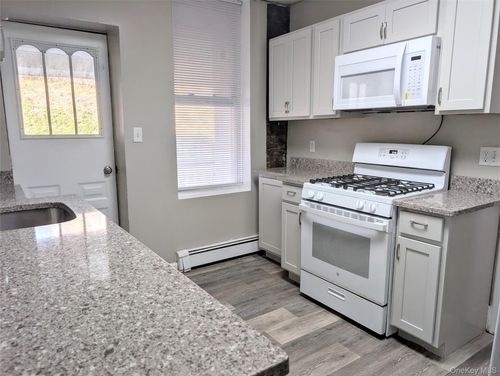 2-12 Railroad Ave, Chester, NY, 10918-1246 | Card Image