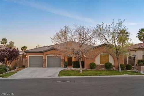 8135 Merlewood Ave, Las Vegas, NV, 89117-7644 | Card Image