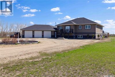 3 Douglas Way, House other with 6 bedrooms, 3 bathrooms and null parking in Rm Of Dundurn SK | Image 1