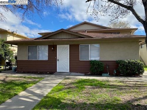 1-2209 Peppertree Way, Antioch, CA, 94509 | Card Image