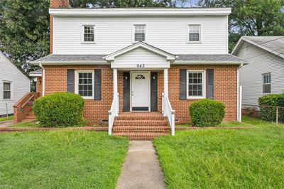 943 20th Street, House other with 5 bedrooms, 2 bathrooms and null parking in Newport News VA | Image 1