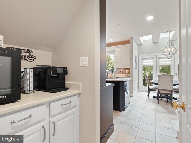 12024 Walnut Branch Rd, House other with 6 bedrooms, 5 bathrooms and null parking in RESTON VA | Image 34
