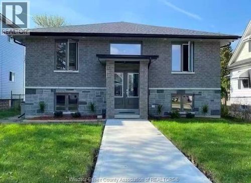 room-2-363 Curry Ave, Windsor, ON, N9B2B6 | Card Image