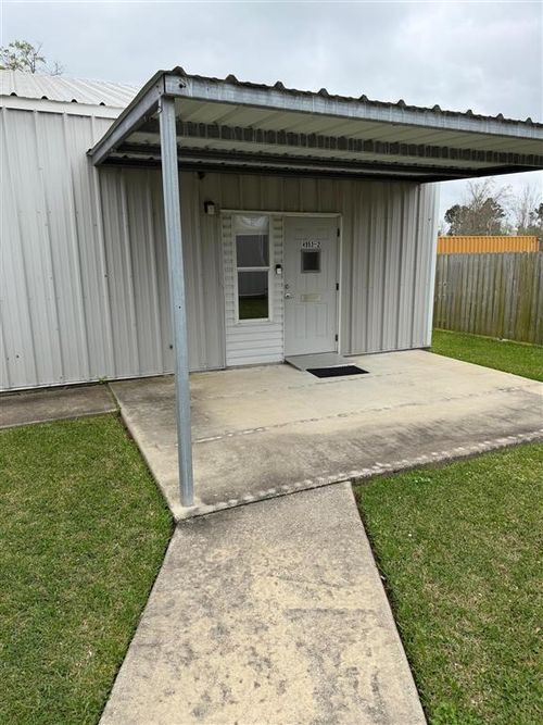 4953 Big Lake Rd, Lake Charles, LA, 70605-6739 | Card Image