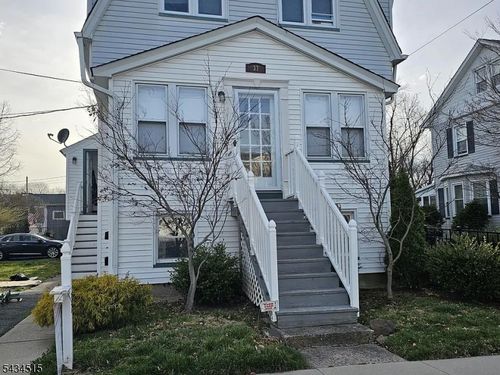 1-37 Van Pelt Pl, Little Falls, NJ, 07424-1037 | Card Image