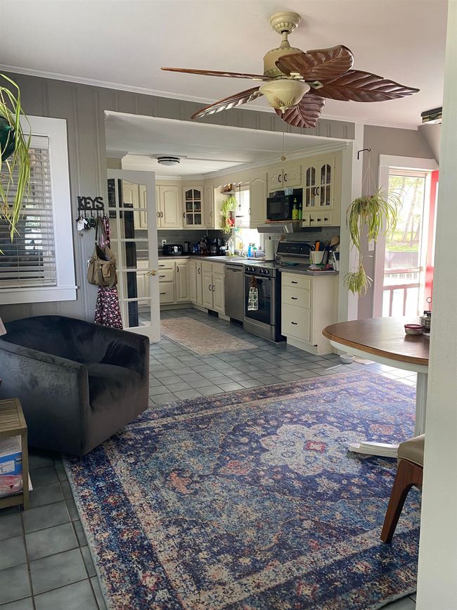 32 Adams Ave, House other with 5 bedrooms, 2 bathrooms and null parking in Rochester NH | Image 4