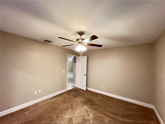 2736 Sw 161 St Loop, House other with 3 bedrooms, 2 bathrooms and null parking in Ocala FL | Image 12