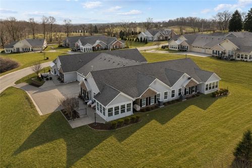 307 Spring Valley Dr, Zelienople, PA, 16063-2718 | Card Image