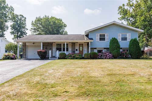 129 Centerwood Dr, Greece, NY, 14616-2409 | Card Image