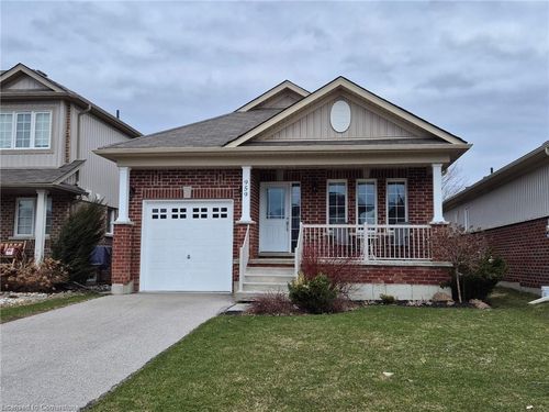 959 Adams Ave S, Listowel, ON, N4W0E6 | Card Image