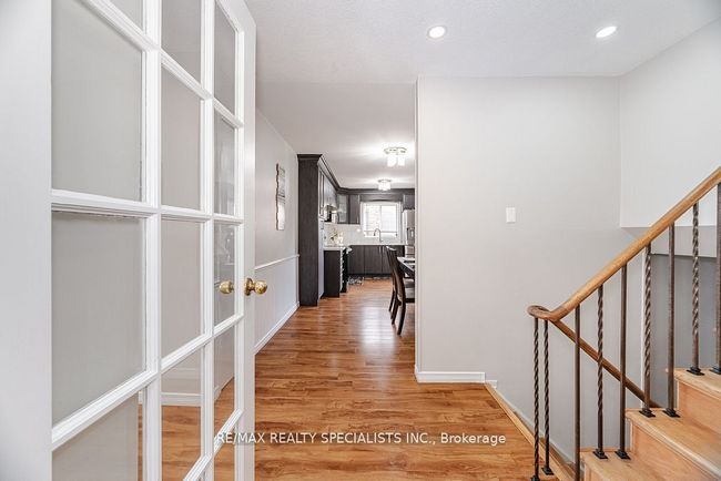 36 Blackthorn Lane, House other with 6 bedrooms, 2 bathrooms and 4 parking in Brampton ON | Image 10