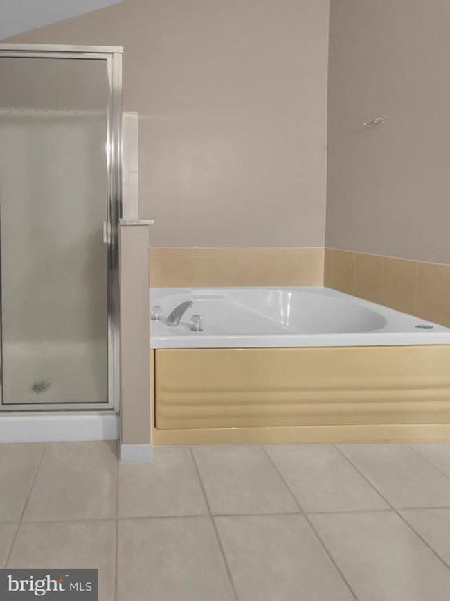 31 - 112 Lantern Ct, Townhouse with 3 bedrooms, 3 bathrooms and null parking in Yardley PA | Image 10