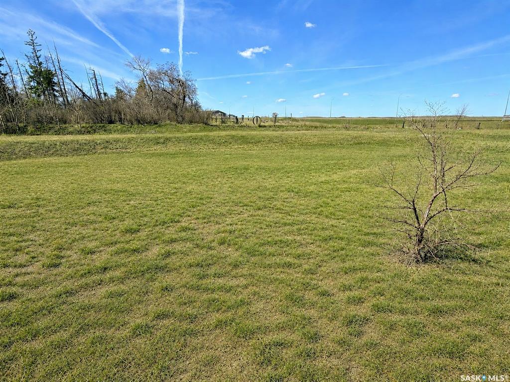 Land in Pilot Butte 4