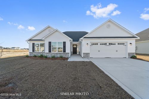 705 Gulley Ln, Jacksonville, NC, 28546-0237 | Card Image