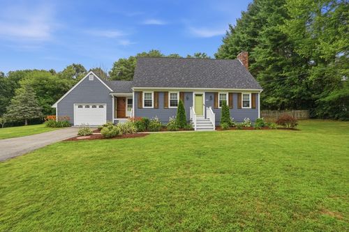880 Wood St, Swansea, MA, 02777-3549 | Card Image