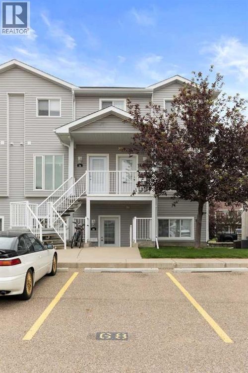 68 Northlands Way Ne, Medicine Hat, AB, T1C0C5 | Card Image