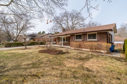 27 Cedar St, Guelph, ON, N1G1B9 | Card Image