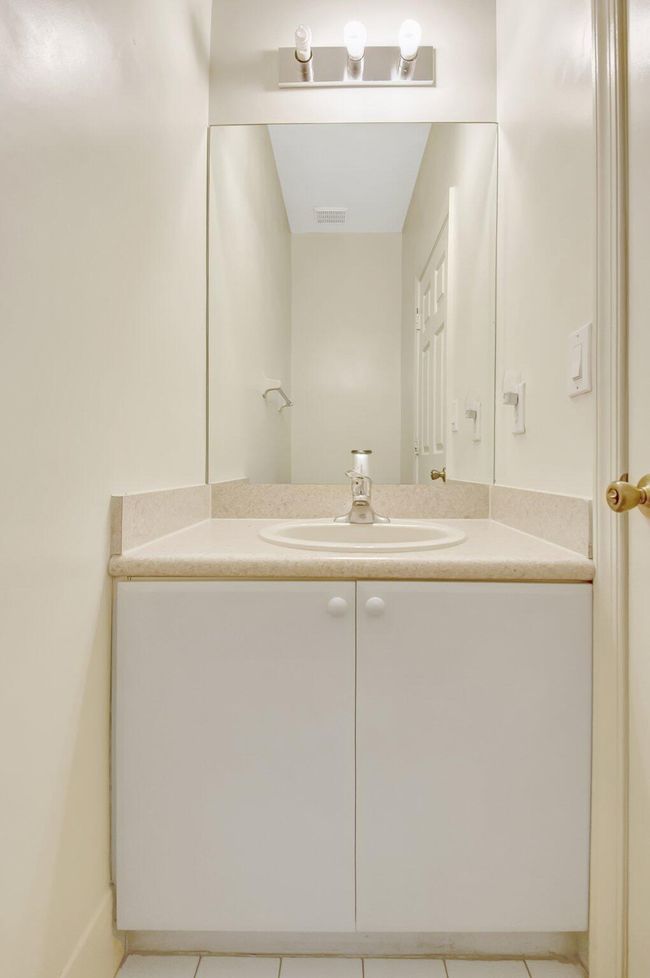 1910 Shoma Dr, Condo with 3 bedrooms, 4 bathrooms and null parking in Royal Palm Beach FL | Image 15